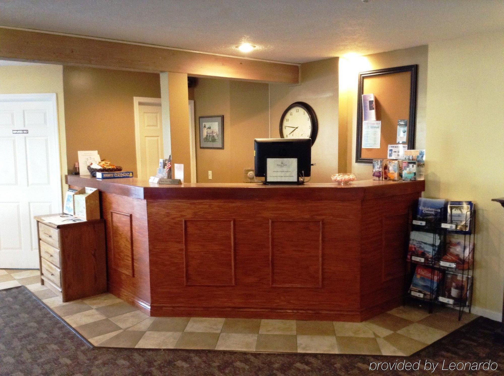 Pointes North Inn Charlevoix Ngoại thất bức ảnh