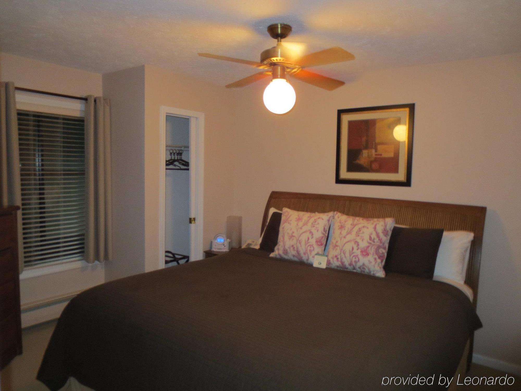 Pointes North Inn Charlevoix Ngoại thất bức ảnh